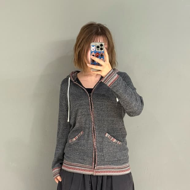 ethnic pattern point hood zip-up