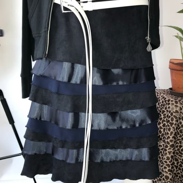 BON SENS Navy Suede Kang Kang Skirt