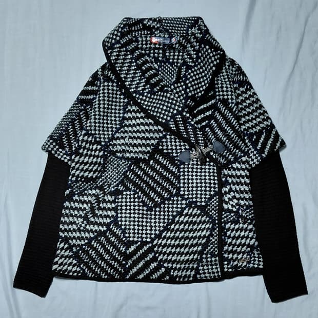 데시구알(Desigual) 패턴 니트 가디건 (사이즈 38/55-66)