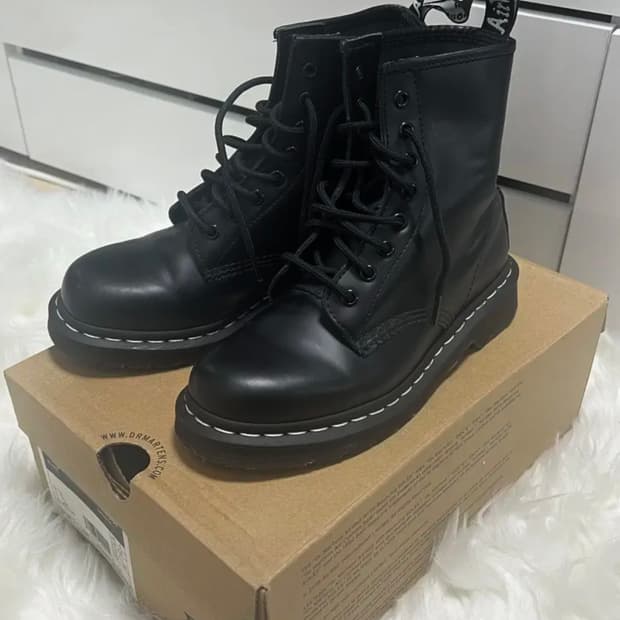 Dr.Martens 닥터마틴 1460 WS 240