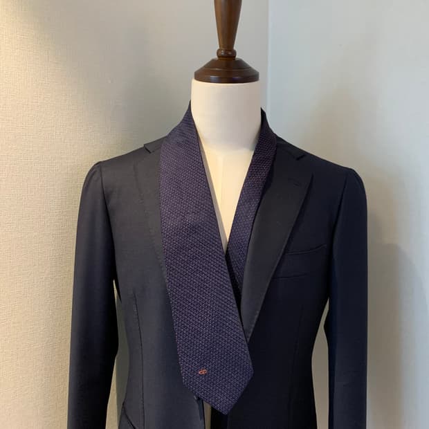 발렌티노(VALENTINO) 명품넥타이 신형라벨 A+등급 이태리100실크