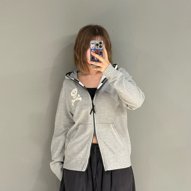 beams heart skull point full zip-up