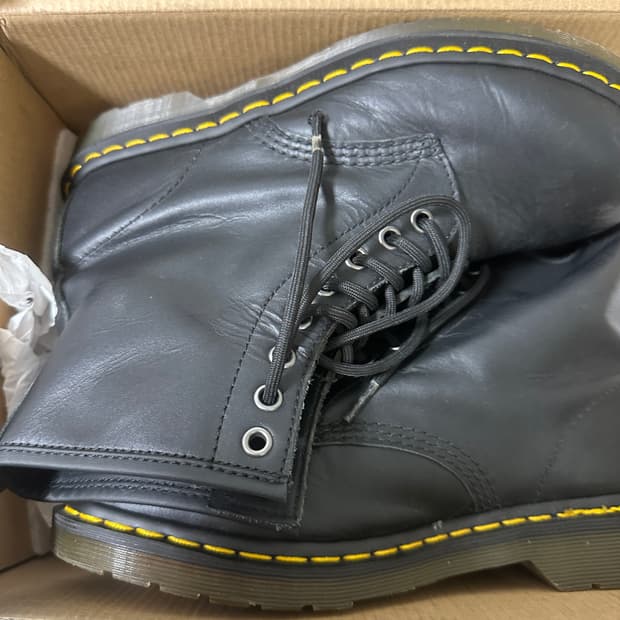 닥터마틴 1460 블랙