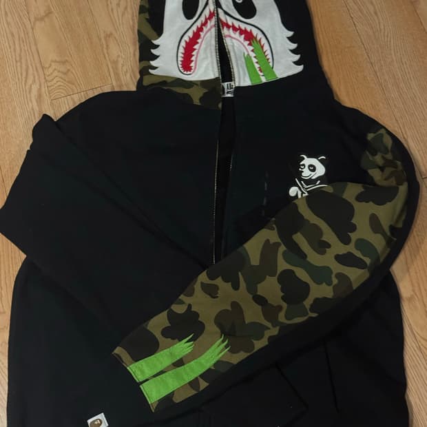 정품 한정판 베이프 팬더 샤크 후드집업 XL