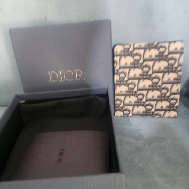 디올 반지갑 베이지