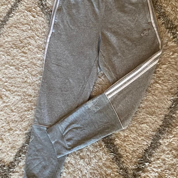 아디다스 조거 트레이닝 팬츠