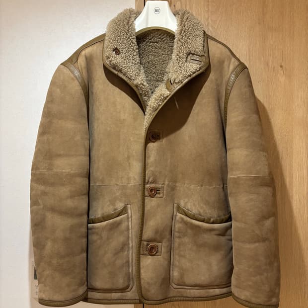 르메르 23fw 시어링 리버시블 무스탕 m 팝니다