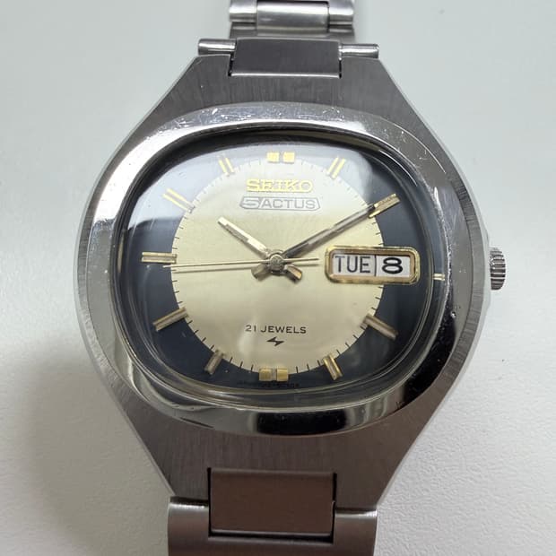 SEIKO 5 Actus 7019-5010 UFO Beige Gold T
