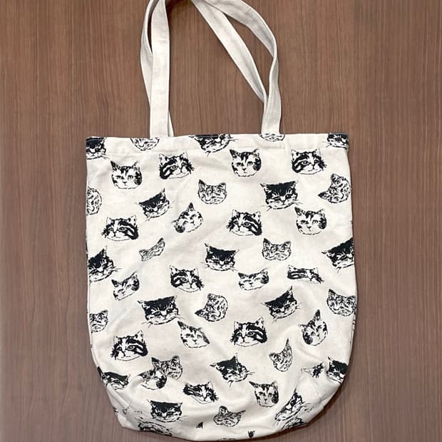 Neko shoulder bag