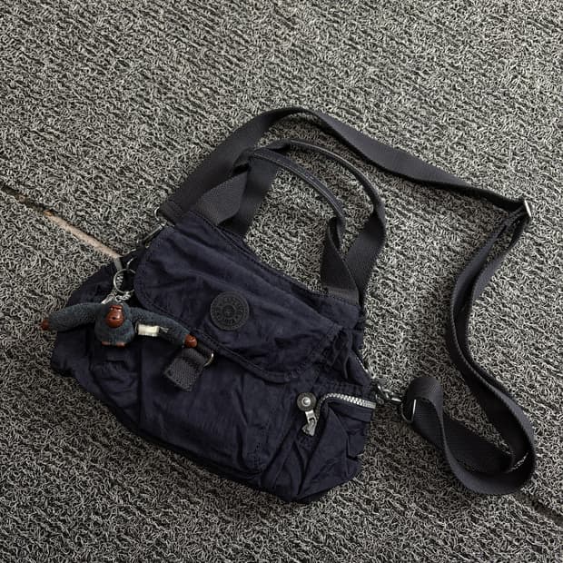 키플링 y2k 키링 올드스쿨 크로스백 1812