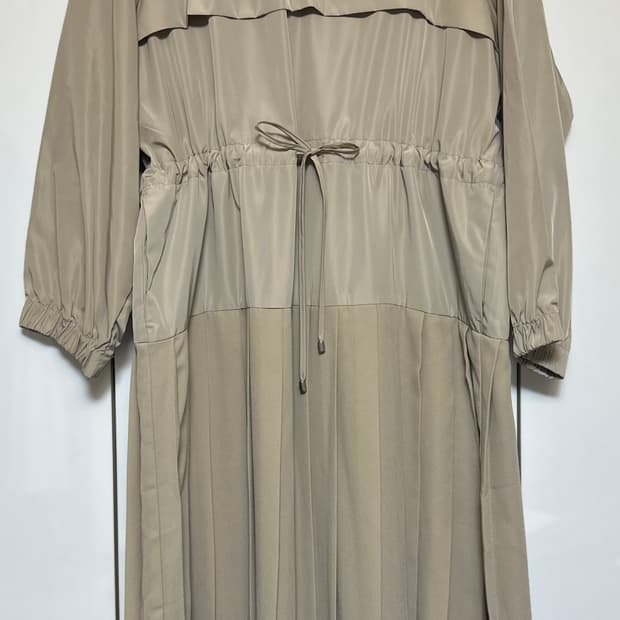셀렉샵하프넥 플리츠 롱 원피스 카키 베이지
