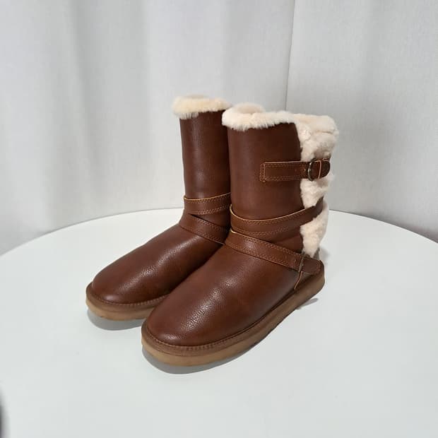 (택포) UGG 어그 체스트넛 부츠 240 C16