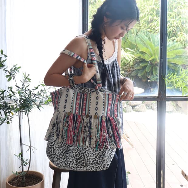 [America&Beyond] Fringe Leopard Tote Bag