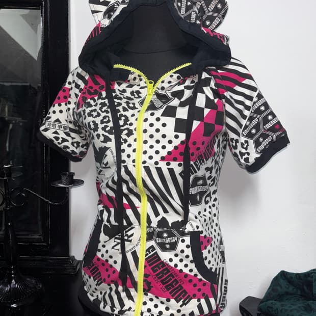 에반게리온 네코미미 후드집업