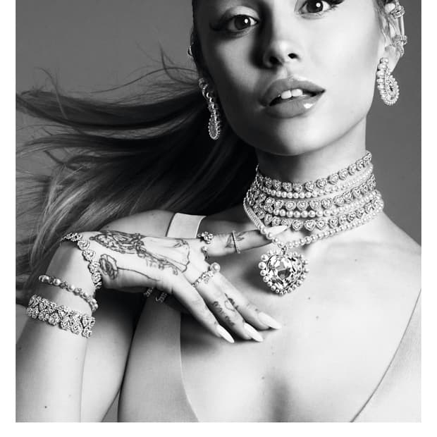 아리아나그란데 스와로브스키 콜라보 풀박 목걸이 캡슐 컬렉션