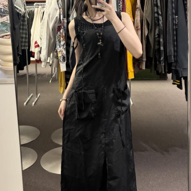 Modern Witch Gown ♟️🎬