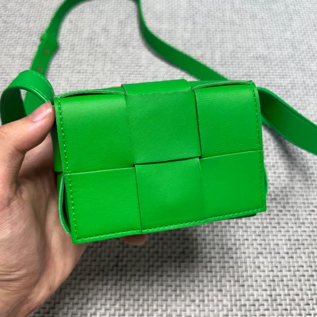 보테가베네타 카세트백 미니 가방