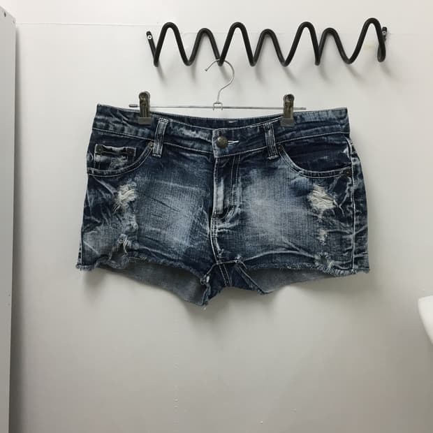 빈티지 노르딕 데미지 데님 숏팬츠