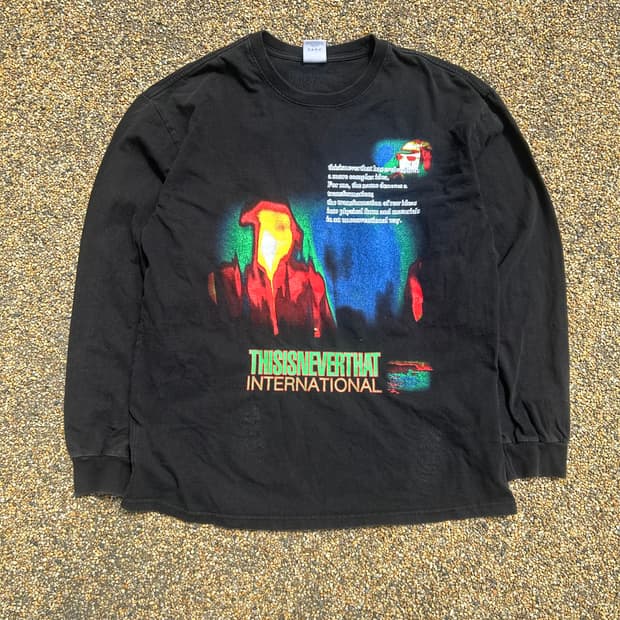 디스이스네버뎃(This is never that)인터네셔널 프린팅롱슬리브