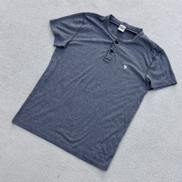 S 아베크롬비앤피치 반팔 티셔츠 0410E