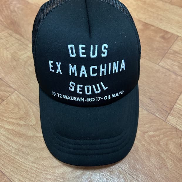 데우스 서울 트러커캡
