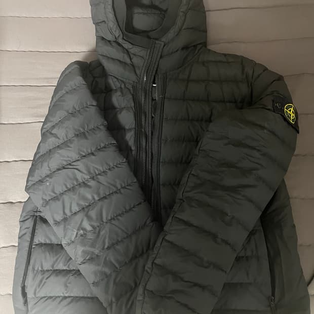 스톤아일랜드 경량패딩 L