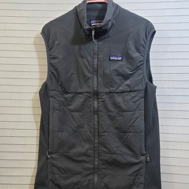 파타고니아 (정품)경량 패딩 조끼 그레이