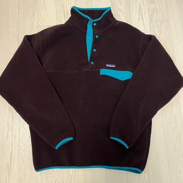 파타고니아 신칠라 옵시디안 플럼 m