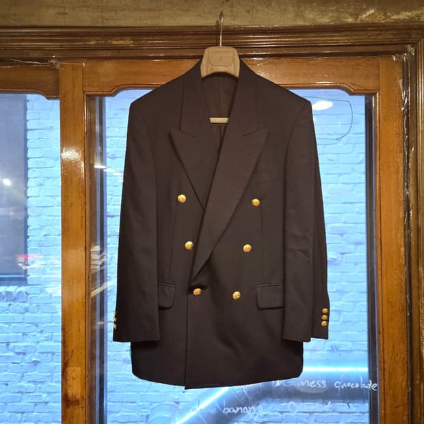 지방시 금장블레이져