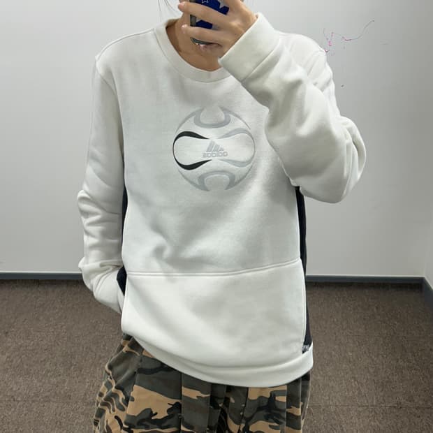 Adidas 아디다스 아이보리 배색 맨투맨