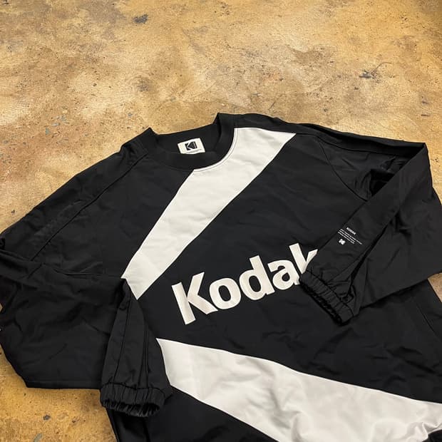 [정품/L] 코닥 우븐 맨투맨 블랙 b14