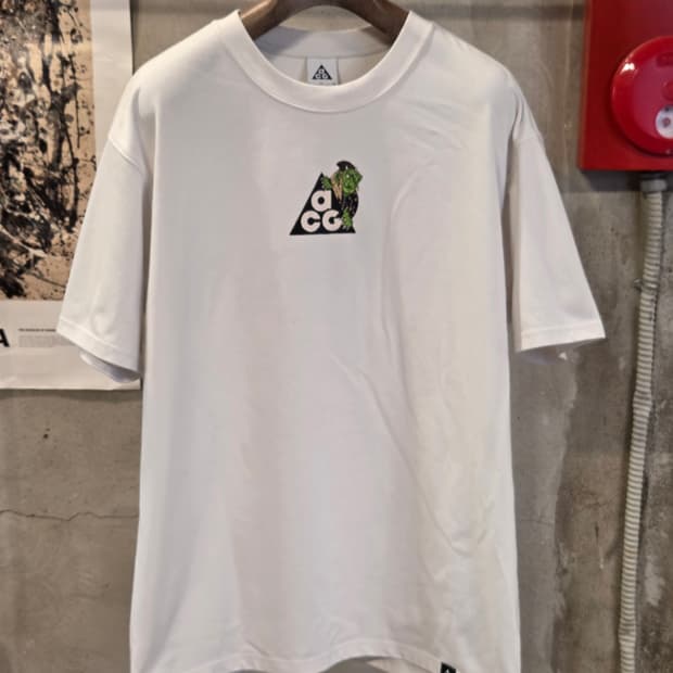 나이키 ACG 티셔츠 