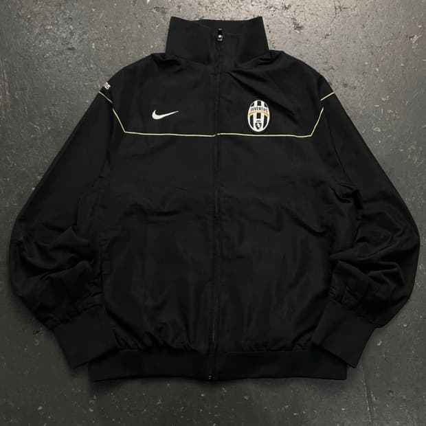 100 나이키 유벤투스 바람막이