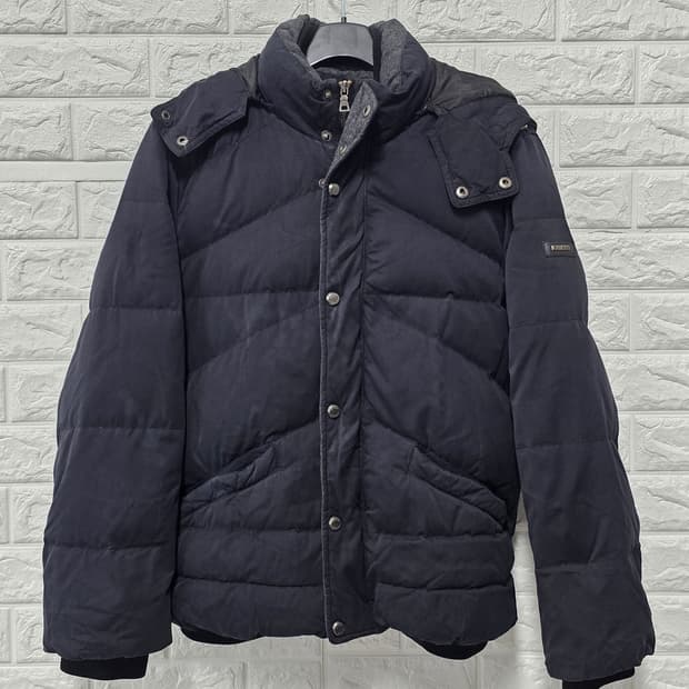 택포// 게스 남성 다운 패딩 L