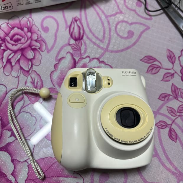 후지필름 인스탁스 7s