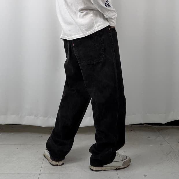 a220) 34 리바이스 550 흑청