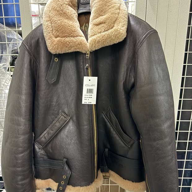 톰하디가 될 수 있다. 양가죽 무스탕 R.A.F 42사이즈