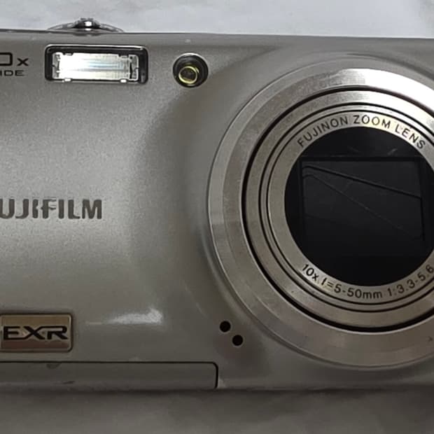 후지필름 f70exr 디카
