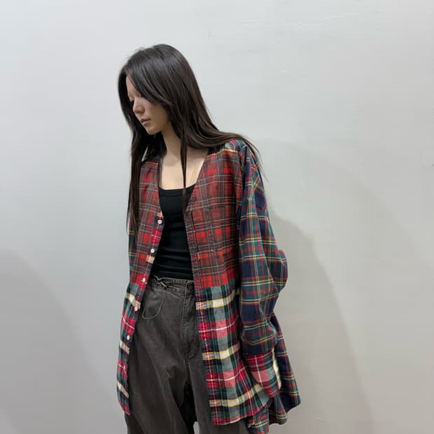 나나서카 패턴 오버핏 셔츠