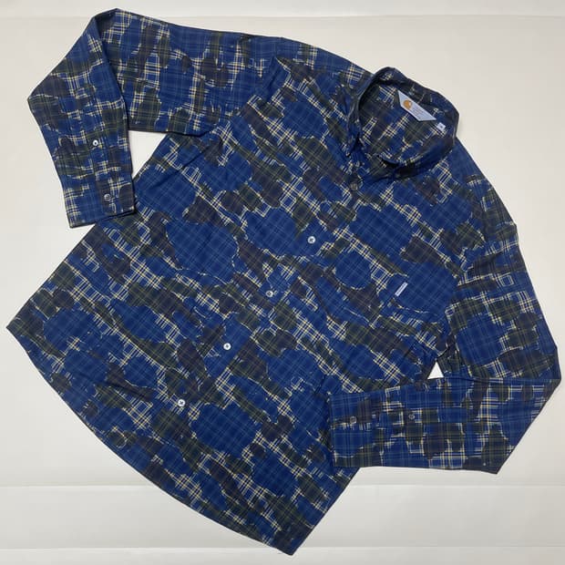 칼하트 WIP 포스터 블루 카모 셔츠