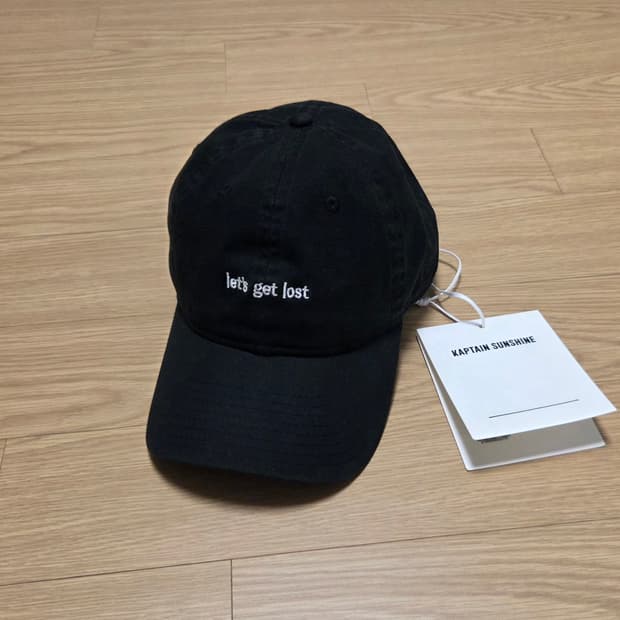 캡틴선샤인 볼캡 Kaptain sunshine let's get lost