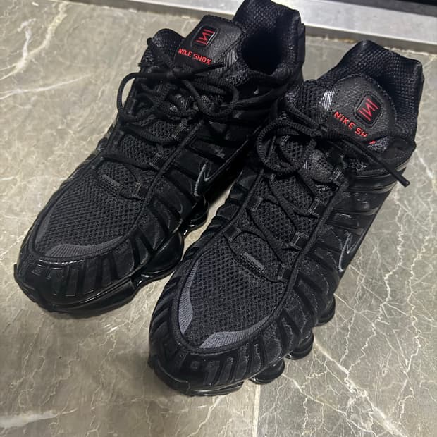 나이키 샥스TL 265