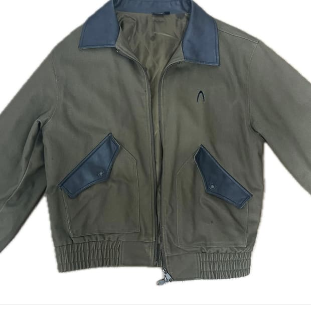 아캄 워크 자켓 팝니다