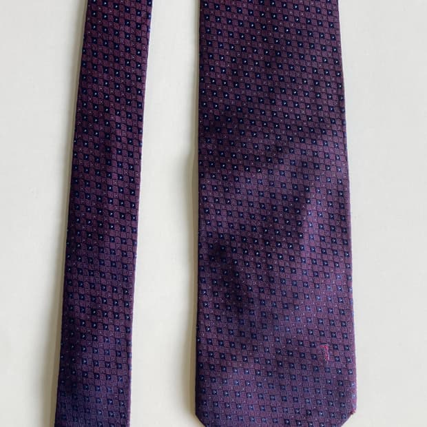 트루사르디 넥타이