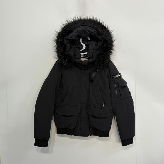 내셔널지오그래픽 타루가 숏패딩 85 여성 블랙