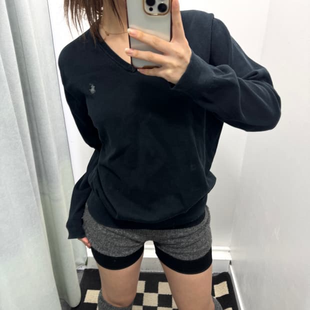 폴로 블랙 브이넥 코튼니트