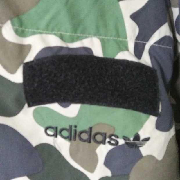 아디다스 밀리터리 패딩 110사이즈