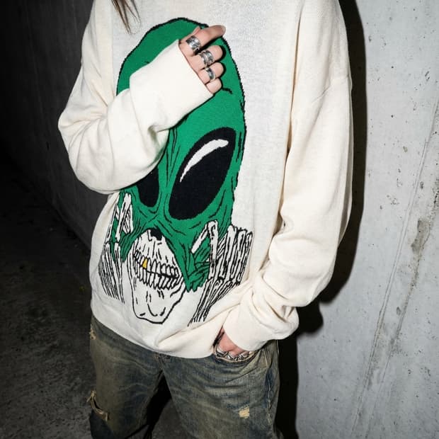 고샤 루브친스키 에일리언 니트