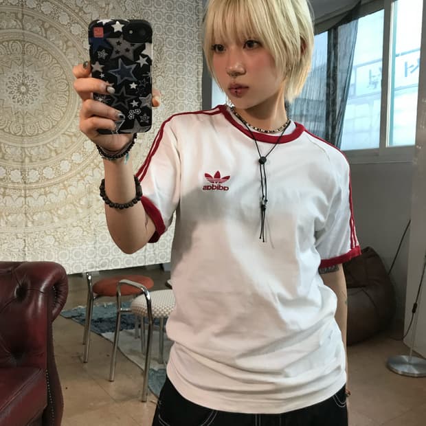 아디다스 여성 유로파 흰빨 반팔 티 