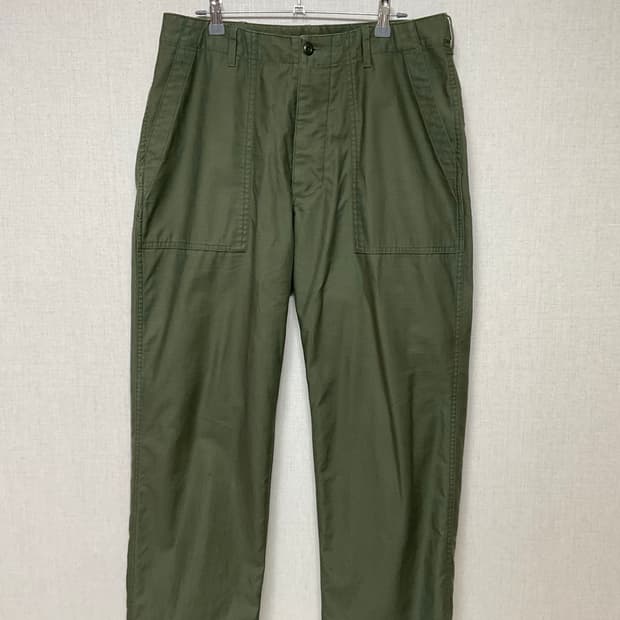 아웃스탠딩 오리지널핏 퍼티그팬츠 M